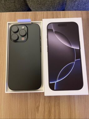 iPhone 16 Pro 128GB (Unlocked) - Black Titanium - Like New